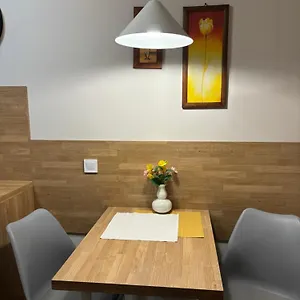 https://topola.krakowhotelspoland.com